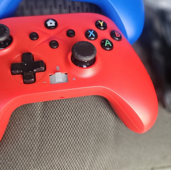 Vibrant Red and Blue Gaming Controllers - Picture 5 of 16